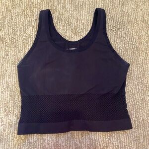 BLACK ZELLA CROPPED ATHLETIC TANK